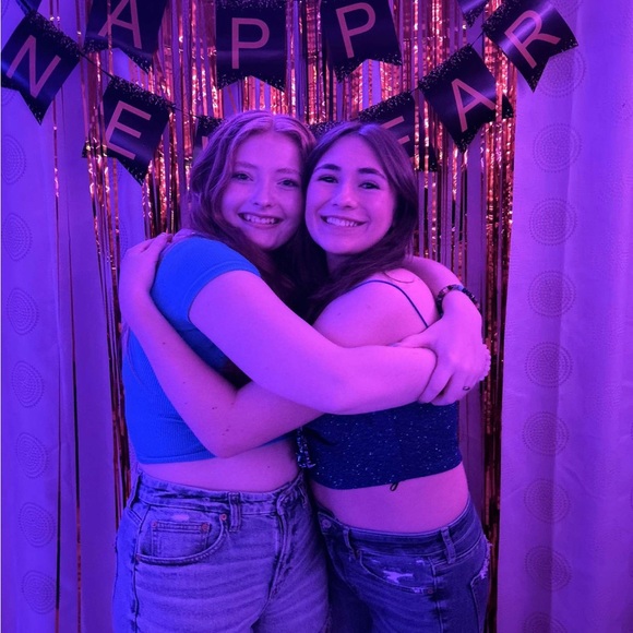 Meet your Posher, Clothes for a Cause - Picture 2 of 2